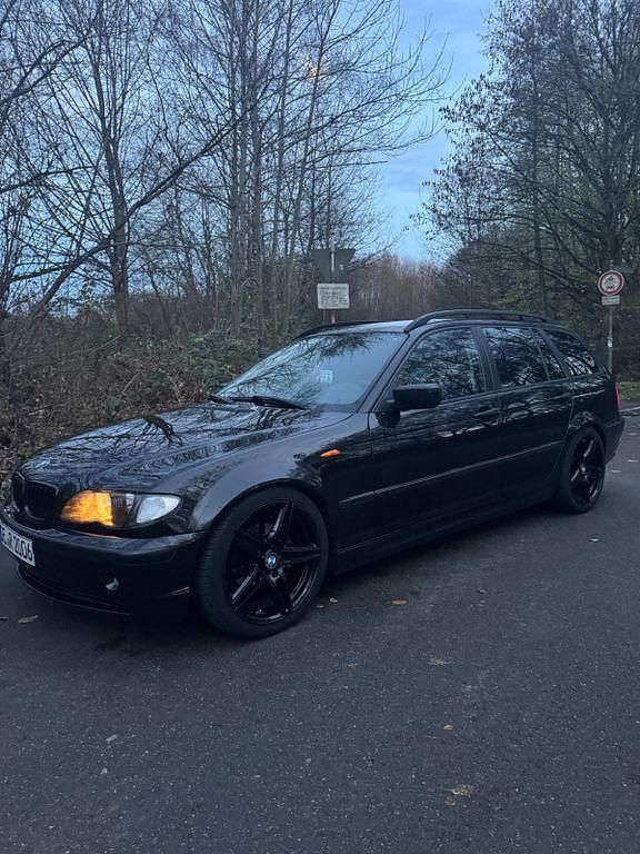 Gebraucht BMW 318 Performance 143 PS (105 kW) 2004 Schwarz Kombi