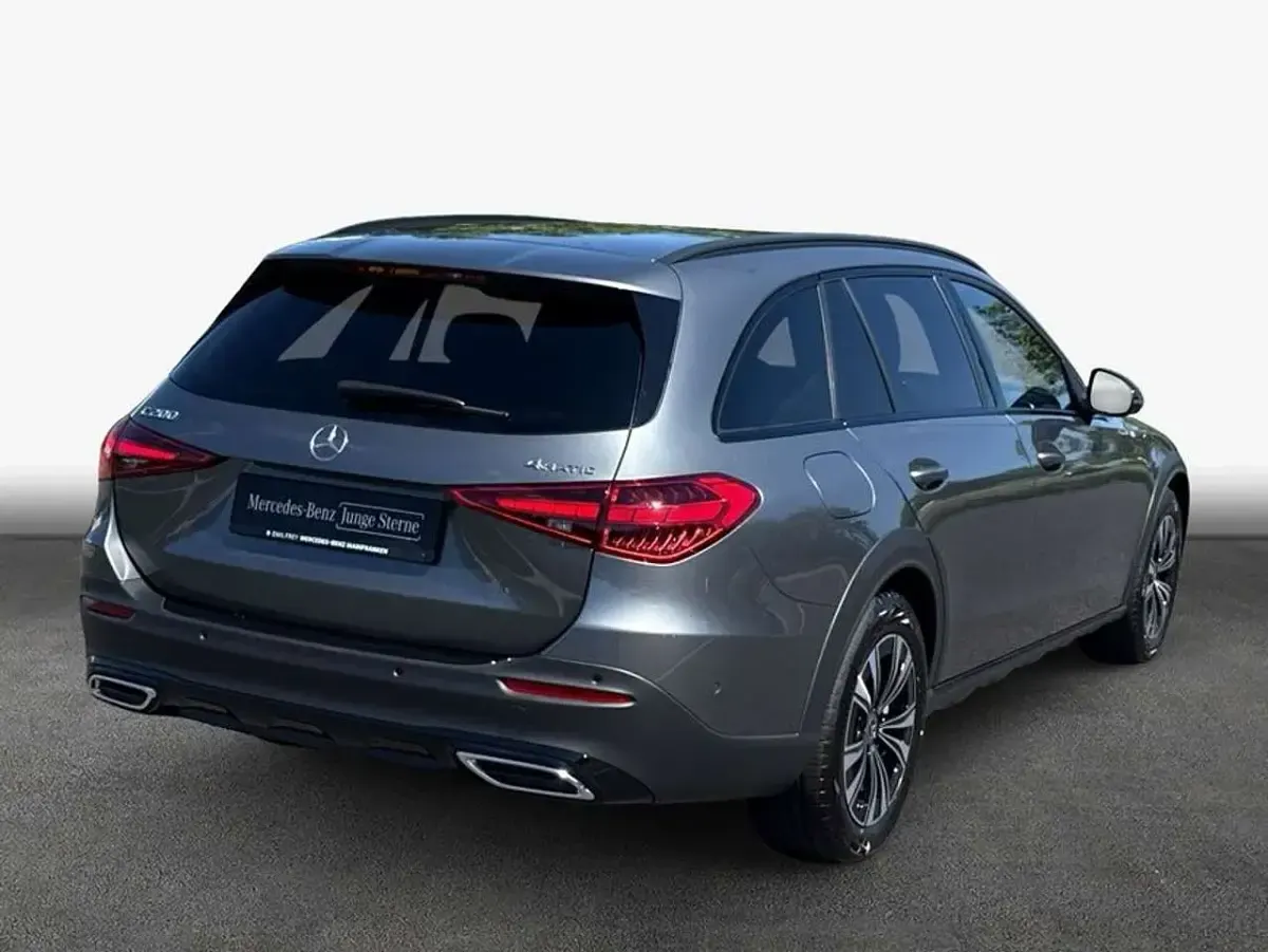 Gebraucht Mercedes C200 204 PS (150 kW) 2025 Grau Kombi