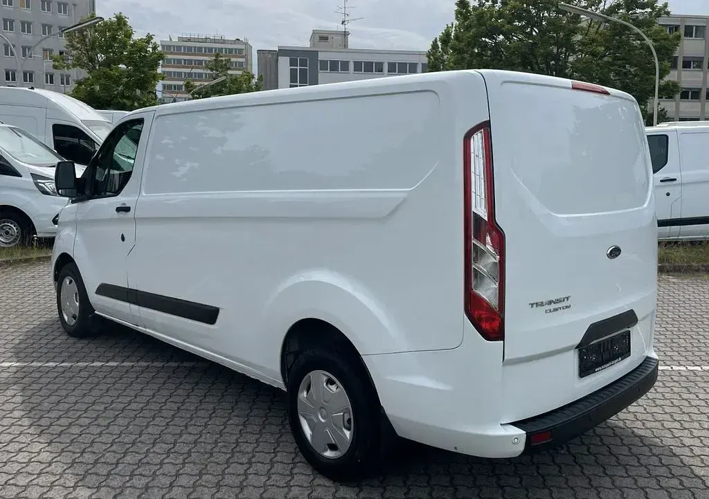 Gebraucht Ford Transit Custom 105 PS (77 kW) 2022 Weiß Van / Kleinbus
