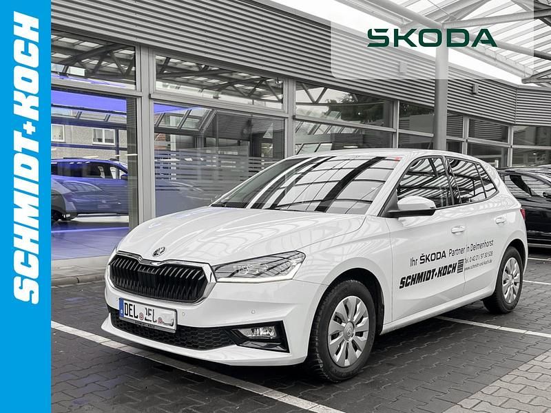Moonweiß perleffekt (weiß) Gebraucht 2026 Skoda Fabia | 24.450 € (Fairer Preis) - Bild 1/4