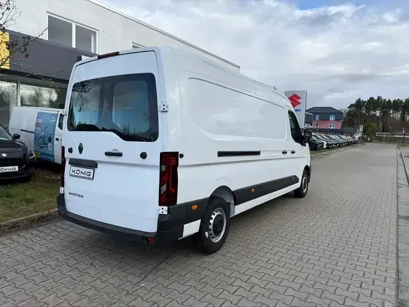 Gebraucht Renault Master 150 PS (110 kW) 2023 Weiß Van / Kleinbus