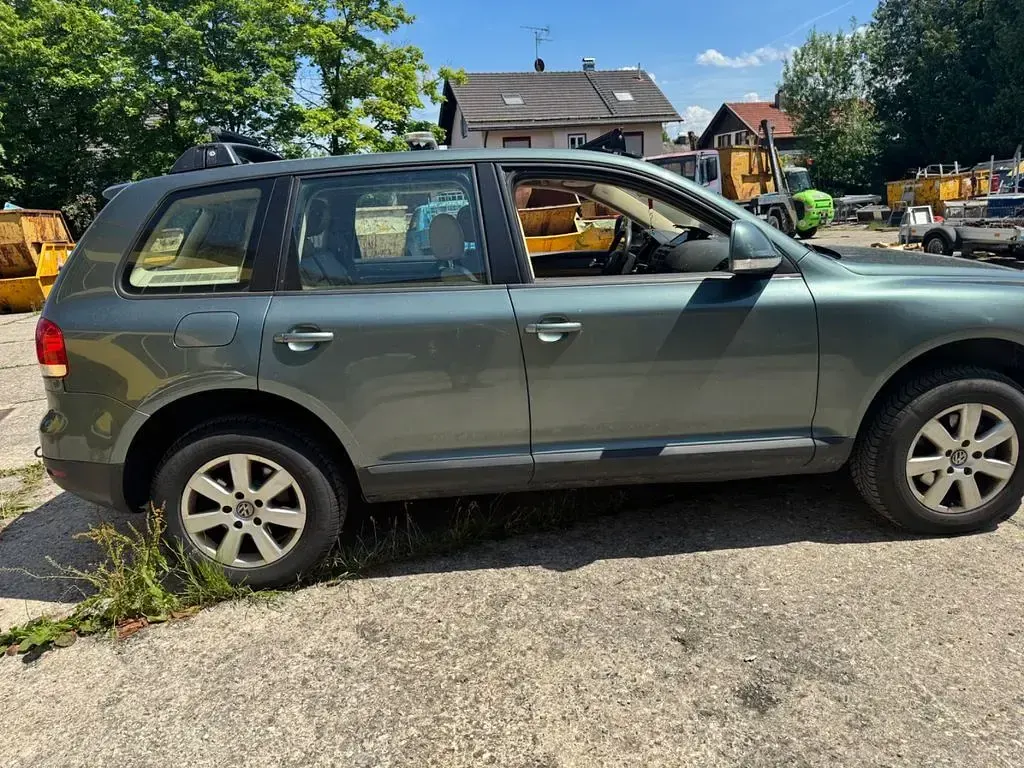 Gebraucht VW Touareg 224 PS (164 kW) 2007 Grau SUV