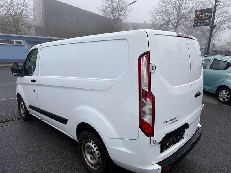 Gebraucht Ford Transit Custom 131 PS (96 kW) 2020 Frostweiß Van / Kleinbus