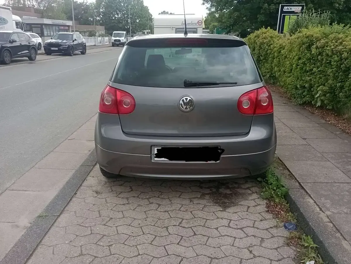 Gebraucht VW Golf V GT 140 PS (102 kW) 2007 Grau Limousine