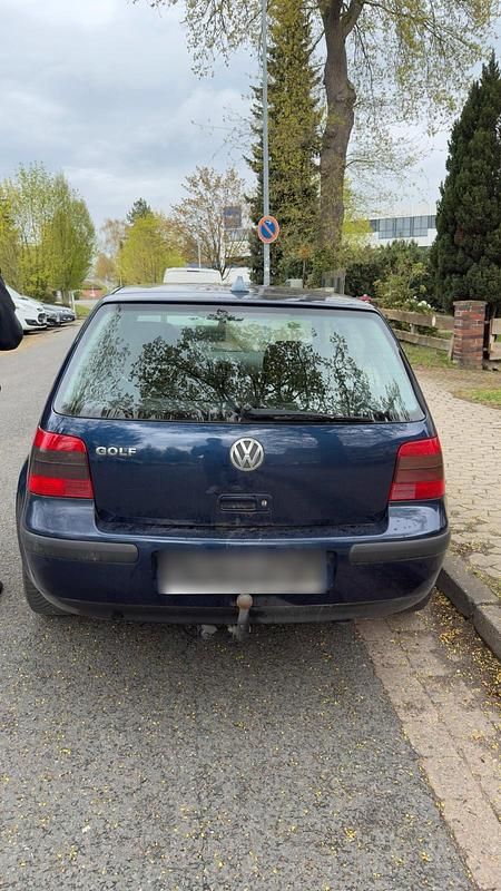 Gebraucht VW Golf IV 55 PS (40 kW) 2000 Blau Limousine
