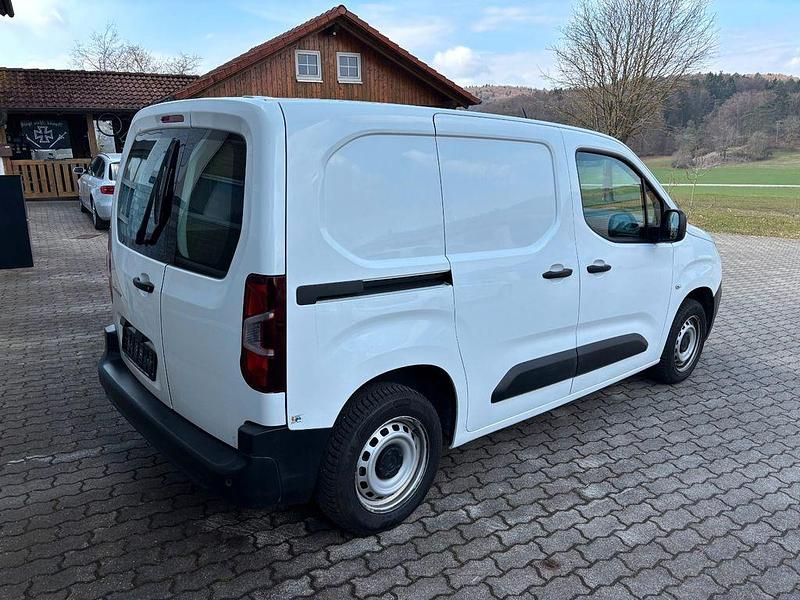 Gebraucht Citroën Berlingo 110 PS (80 kW) 2020 Blanc banquise Van / Kleinbus