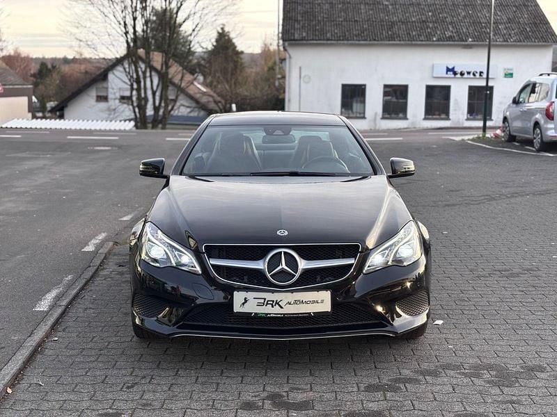 Second-hand Mercedes E200 184 CP (135 kW) 2015 Negru Coupe
