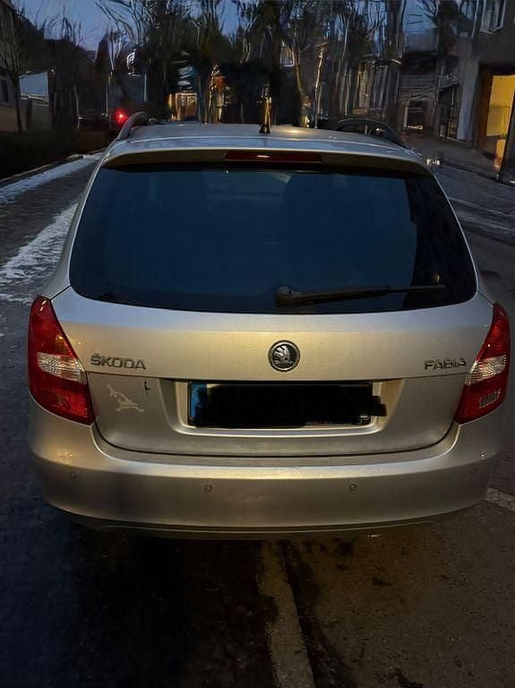 Gebraucht Skoda Fabia Fresh 86 PS (63 kW) 2014 Silber Kombi