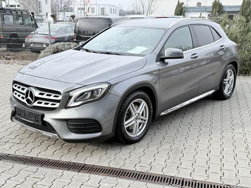 Gebraucht Mercedes GLA250 AMG 211 PS (155 kW) 2017 Grau SUV