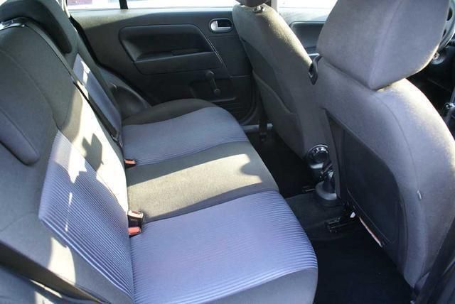 Gebraucht Ford Fusion 80 PS (58 kW) 2006 Blau metallic Limousine