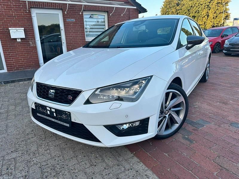 Weiß Gebraucht 2014 Seat Leon FR Kleinwagen | 11.900 € (Fairer Preis) - Bild 1/4