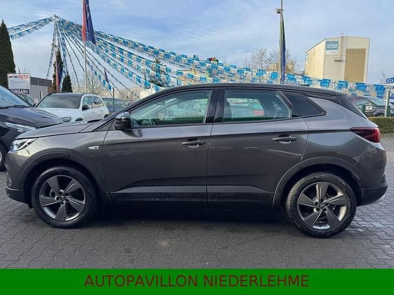 Grau Gebraucht 2021 Opel Grandland X SUV | 18.390 € (Superpreis) - Bild 1/4