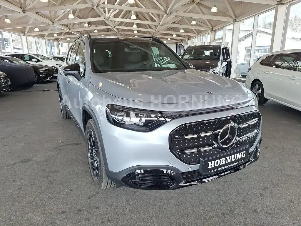 Gebraucht Mercedes GLB250 200 kW (272 PS) 2026 Metalliclack hightechsilber metallic SUV
