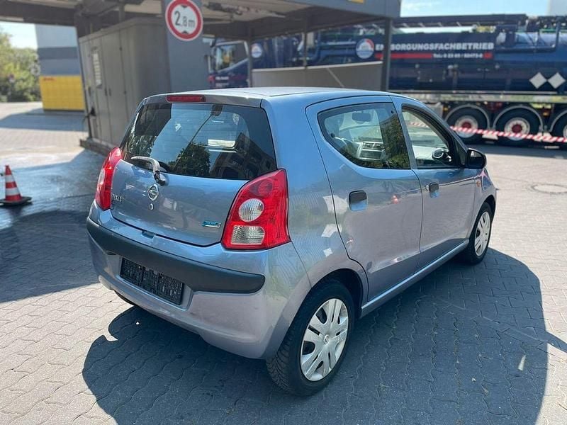 Gebraucht Nissan Pixo Visia 68 PS (50 kW) 2011 Blau Kleinwagen