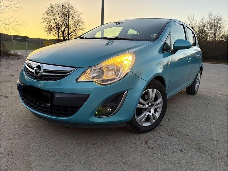 Blau Gebraucht 2011 Opel Corsa Edition Limousine | 2.700 € (Fairer Preis) - Bild 1/4