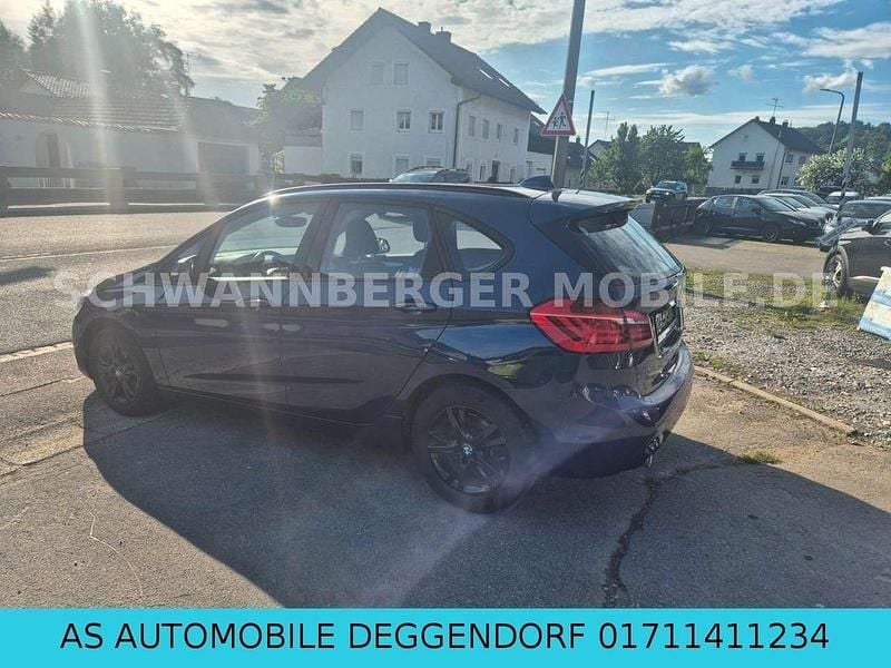 Gebraucht BMW 216 Advantage 116 PS (85 kW) 2019 Mediterranblau metallic Kombi