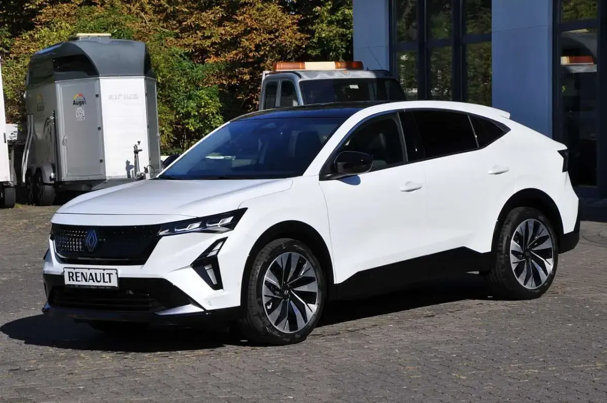 Neu Renault Rafale Techno 200 PS (147 kW) 2025 Perlmuttweiß satiniert, black SUV