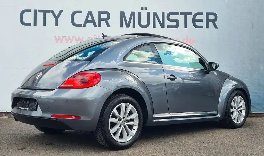 Gebraucht VW Beetle Design 105 PS (77 kW) 2013 Grau Kleinwagen
