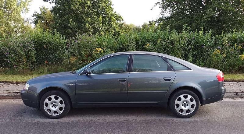 Grau Gebraucht 2003 Audi A6 Limousine | 6.700 € - Bild 1/4
