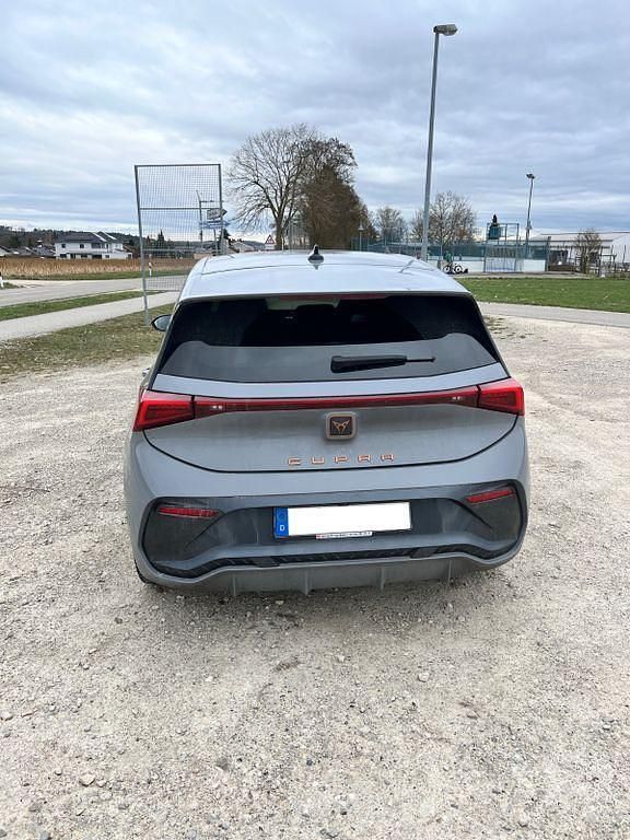 Gebraucht Cupra Born 150 kW (204 PS) 2022 Grau Kleinwagen