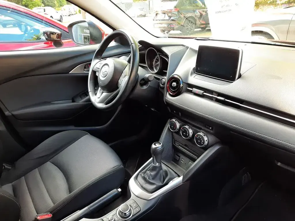 Używany Mazda CX-3 Exclusive 150 KM (110 kW) 2016 Czerwony SUV