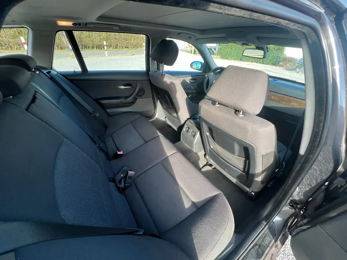 Gebraucht BMW 320 Performance 163 PS (119 kW) 2007 Kombi