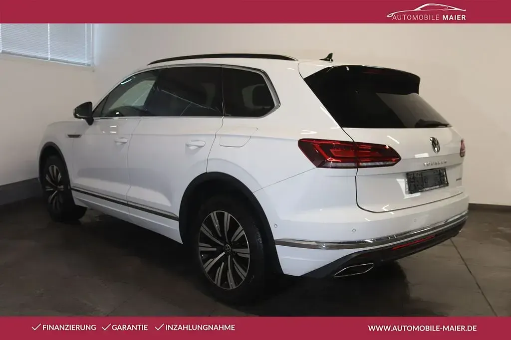 Gebraucht VW Touareg Elegance 381 PS (280 kW) 2022 Pure white SUV