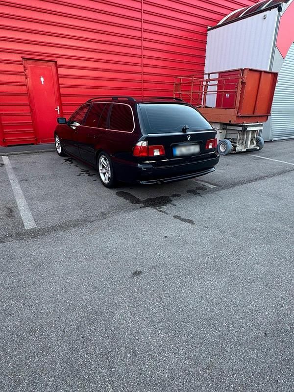 Gebraucht BMW 530 193 PS (141 kW) 2001 Kombi