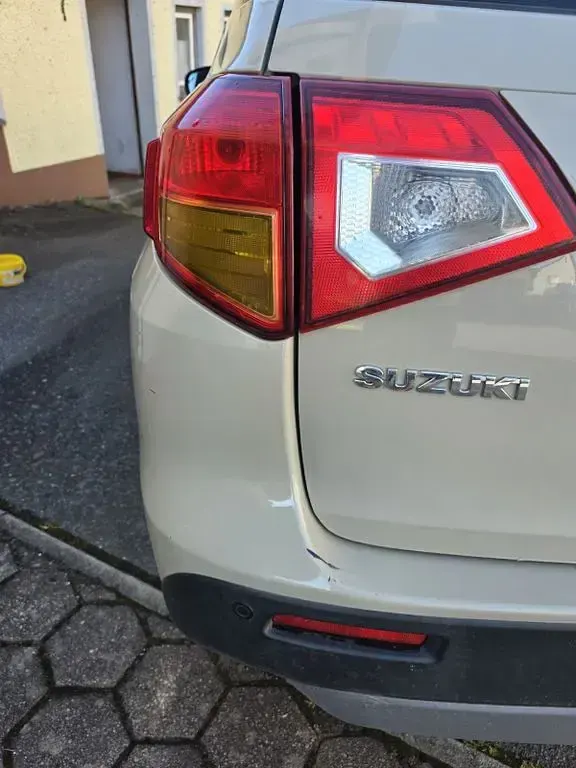 Gebraucht Suzuki Vitara Comfort+ 120 PS (88 kW) 2016 Beige SUV