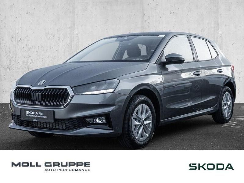 Neu Skoda Fabia Selection 95 PS (69 kW) 2025 Grau Limousine
