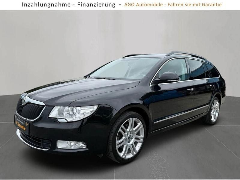 Schwarz Gebraucht 2011 Skoda Superb Elegance Kombi | 10.490 € (Teuer) - Bild 1/4