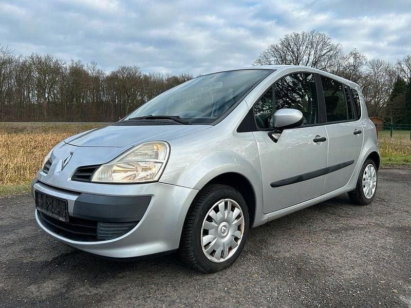 Grau Gebraucht 2009 Renault Grand Modus Authentique Van / Kleinbus | 2.490 € (Guter Preis) - Bild 1/4