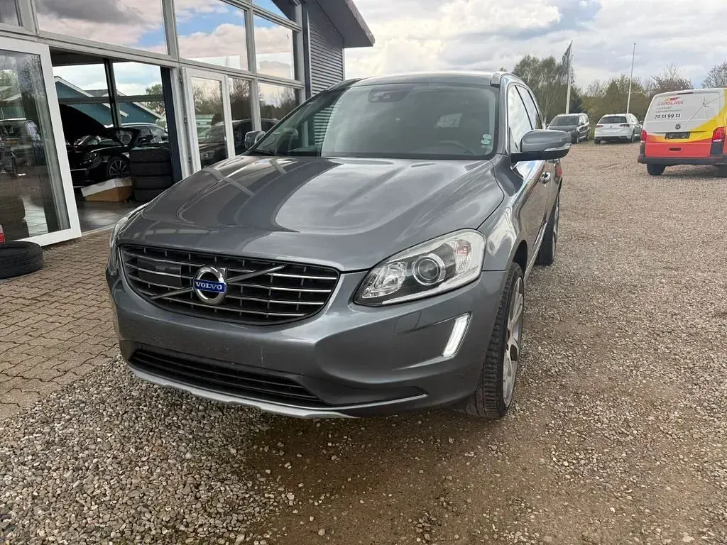 Gebraucht Volvo XC60 Summum 190 PS (139 kW) 2017 Grau SUV