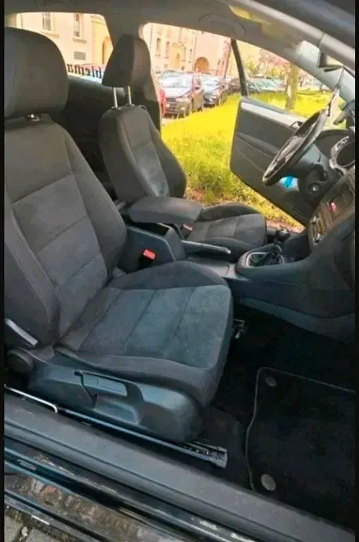Gebraucht VW Golf VI Comfortline 122 PS (89 kW) 2009 Schwarz Kleinwagen