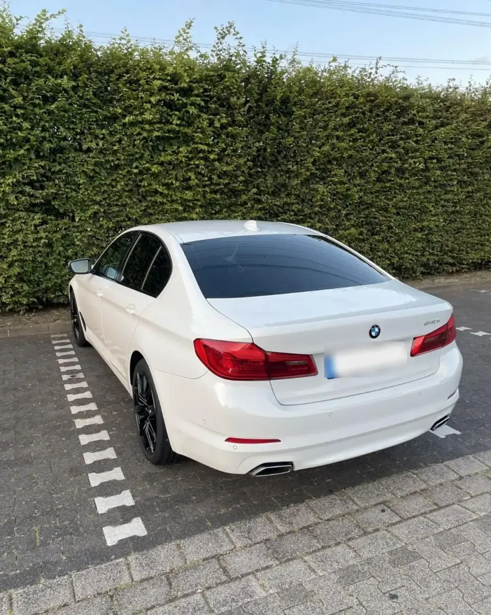 Gebraucht BMW 540 340 PS (250 kW) 2019 Weiß Limousine