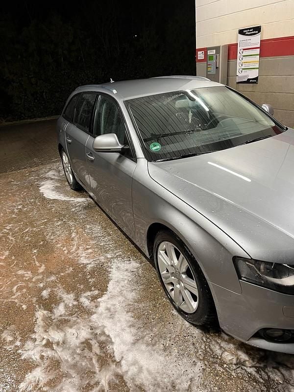 Gebraucht Audi A4 160 PS (117 kW) 2009 Grau Kombi