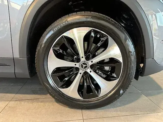 Gebraucht Mercedes GLA220 Progressive 190 PS (139 kW) 2025 Grau SUV