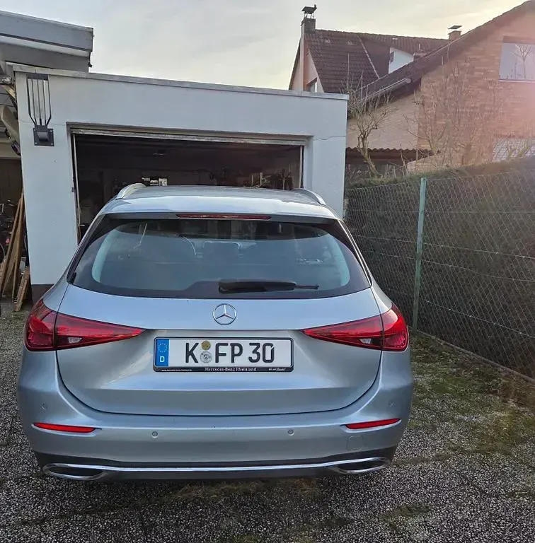 Gebraucht Mercedes C220 200 PS (147 kW) 2022 Limousine