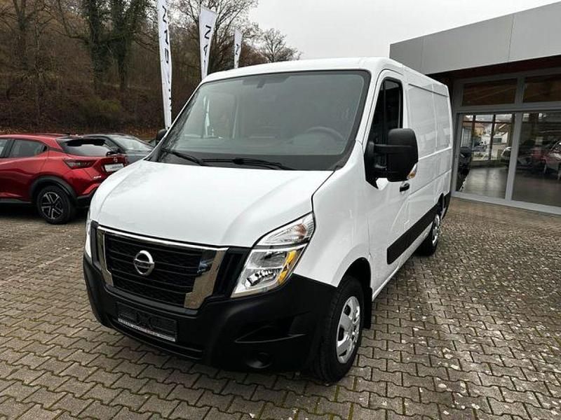 Weis Gebraucht 2021 Nissan NV400 Van | 19.990 € (Fairer Preis) - Bild 1/4