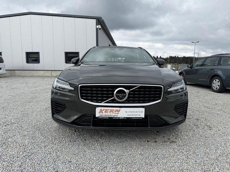 Gebraucht Volvo V60 R-Design 392 PS (288 kW) 2020 Grau Kombi