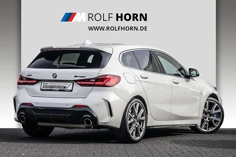 Gebraucht BMW M135 306 PS (225 kW) 2022 Alpinweiß uni Kleinwagen