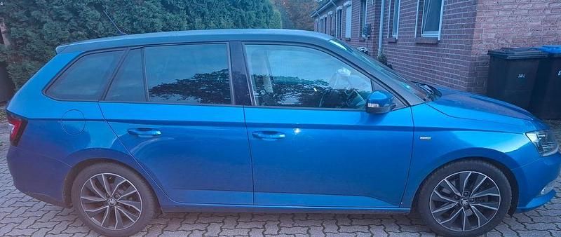 Blau Gebraucht 2017 Skoda Fabia Drive Kombi | 7.000 € (Superpreis) - Bild 1/4