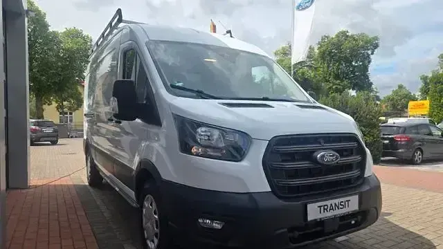 Gebraucht Ford Transit Trend 131 PS (96 kW) 2024 Andere Van