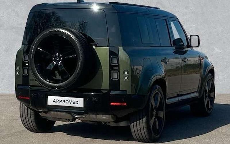 Gebraucht Land Rover Defender HSE Dynamic 350 PS (257 kW) 2026 Grün SUV