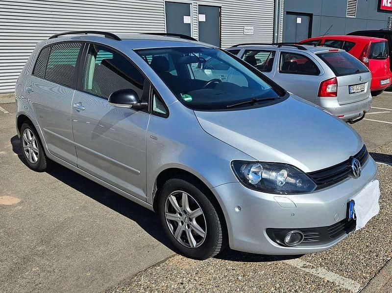 Gebraucht VW Golf VII Match 140 PS (102 kW) 2013 Reflexsilber metallic Kleinwagen