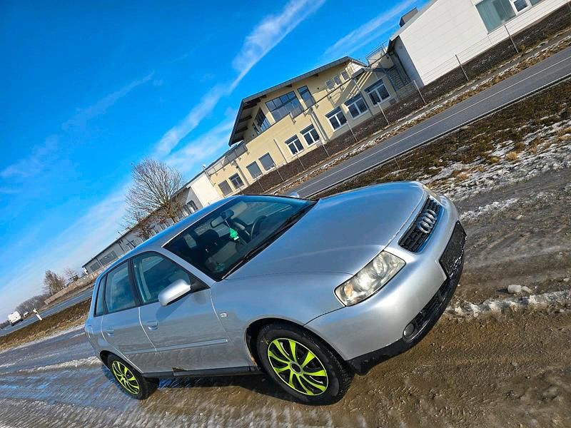 Silber Gebraucht 2002 Audi A3 Kleinwagen | 790 € (Guter Preis) - Bild 1/4