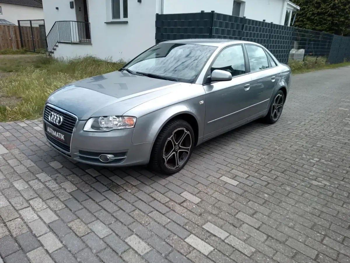 Gebraucht Audi A4 131 PS (96 kW) 2005 Grau Limousine