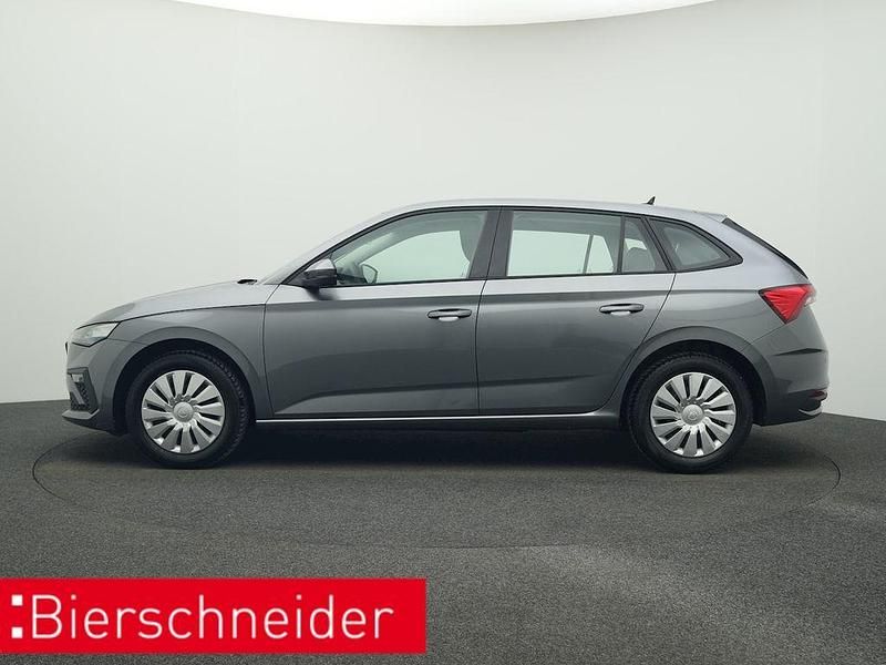 Gebraucht Skoda Scala Essence 95 PS (69 kW) 2025 Grau Kleinwagen