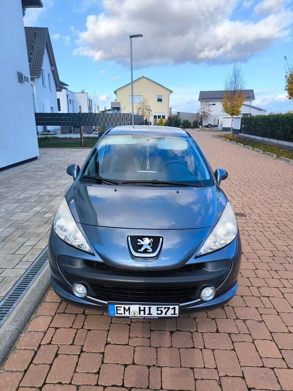 Grau Gebraucht 2009 Peugeot 207 Filou Kombi | 3.100 € (Etwas zu teuer) - Bild 1/4