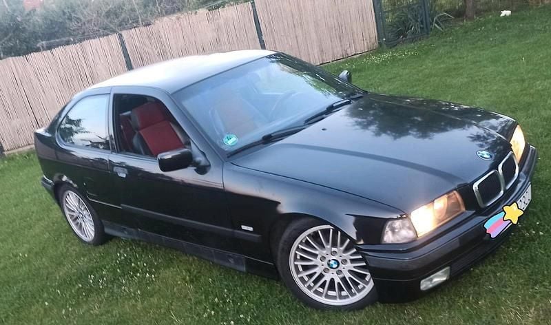 Schwarz Gebraucht 1999 BMW 323 Compact M Sport Kleinwagen | 8.500 € - Bild 1/4